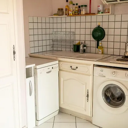 Appt With Balcony In The Heart Of Nice דירה ניס