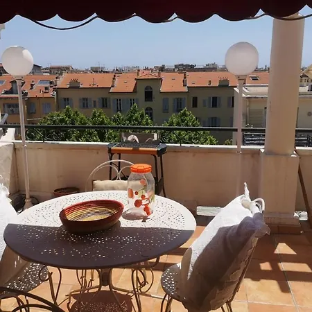 דירה Appt With Balcony In The Heart Of Nice